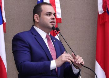 Leis de Roberto Cidade buscam proteger rios, florestas e ecossistemas do Amazonas