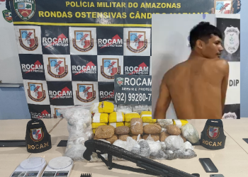 O rapaz escondeu vários entorpecentes. Foto: Reprodução