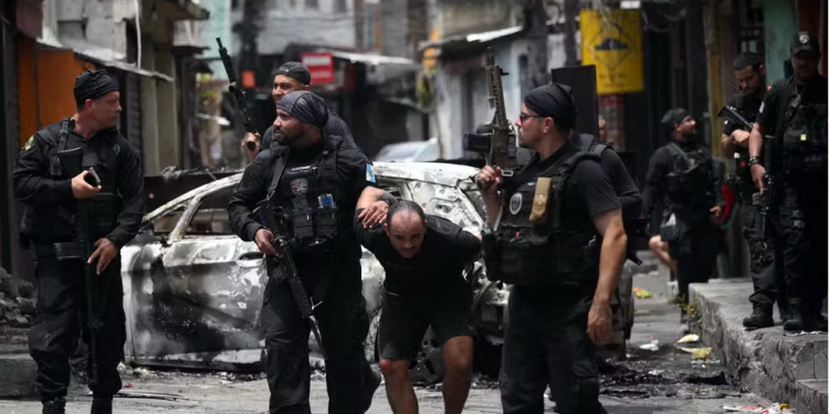 A identidade dos indivíduos não foi revelada. Foto: Mauro Pimentel - AFP/Reprodução