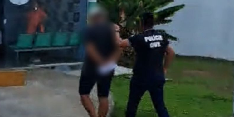 A mãe da vítima descobriu mensagens entre o homem e a garota que atualmente tem 12 anos. Foto: Reprodução