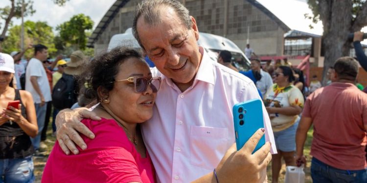 Omar Aziz cumpre agenda intensa de obras e inaugurações que devem entrar para a história de Parintins