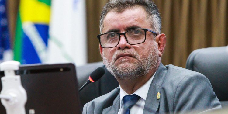 O vereador também mencionou que esteve pessoalmente no local após receber uma denúncia sobre as obras. Foto: Eder França/Dicom