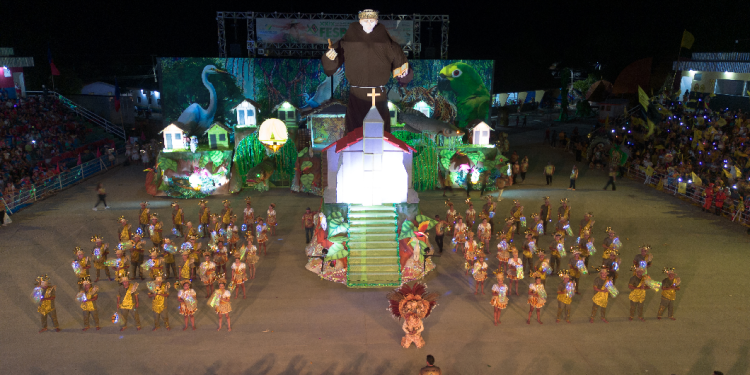 O evento acontece a partir das 20h, no Piabódromo. Foto: Divulgação