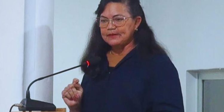 Vereadora que disse que 'mulher merece apanhar' tem processo de cassação arquivado em Borba