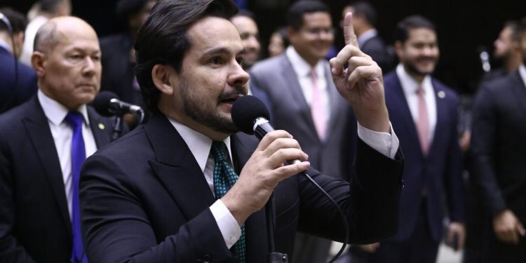 Nova legislação garante assistência multiprofissional e apoio especializado a mulheres usuárias e dependentes de álcooL. Foto: Assessoria de Comunicação