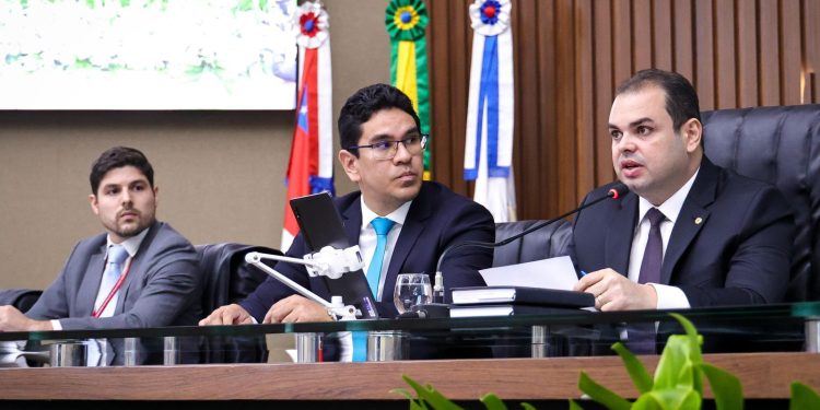 De acordo com o deputado-presidente, em comparação à LOA 2025, a LOA 2026 teve um aumento de cerca de 20,9%. Foto: Reprodução