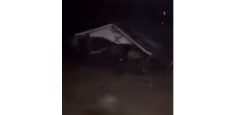 A combinação correnteza e ventos não deu certo. Foto: Reprodução