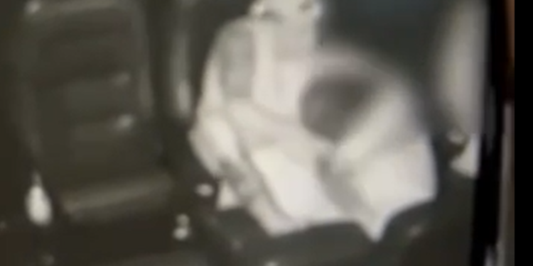 A polícia segue em busca do agressor, que responde por violência doméstica, ameaça e lesão corporal. Foto: Reprodução