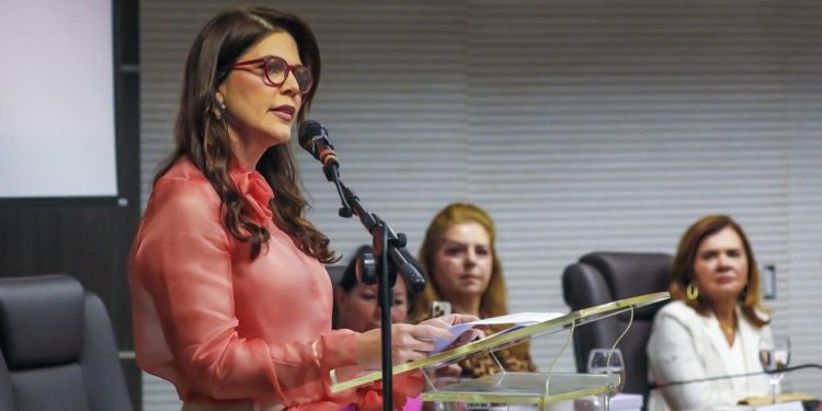 Giselle Falcone avança forte na disputa do Quinto Constitucional