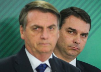 Flávio Bolsonaro é escolhido por Jair Bolsonaro para disputar Presidência em 2026 pelo PL
