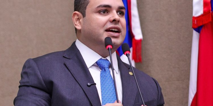 A proposta prevê que o Poder Executivo adote um protocolo específico de atendimento emergencial para eventos hidrológicos extremos, especialmente em áreas ribeirinhas e de várzea. Foto: Herick Pereira