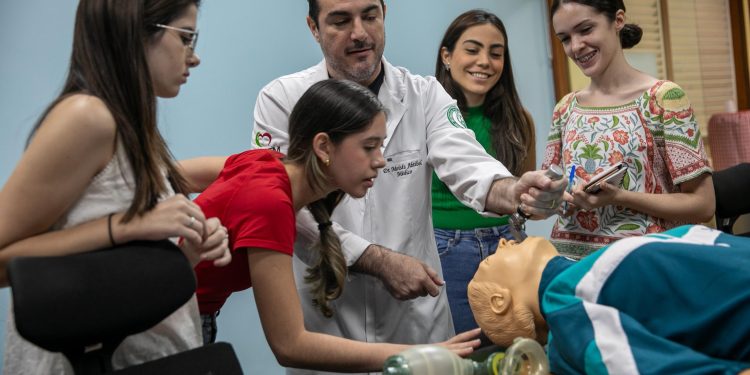 Exame nacional analisa conhecimentos, habilidades clínicas e preparo dos estudantes concluintes de Medicina. Foto: Reprodução