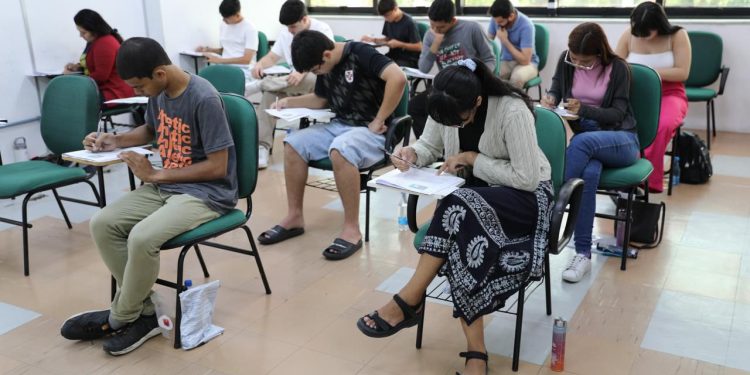 O AprovENS destaca-se por ser realizado nas próprias dependências da UEA. Foto: Divulgação