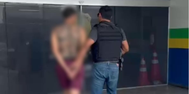 O homem foi localizado e preso no bairro Colônia Terra Nova, Zona Norte da capital. Foto: Reprodução