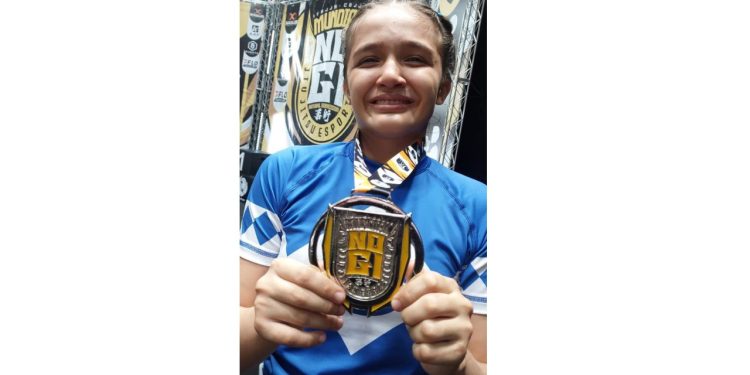 Atleta do projeto Jovens Embaixadores conquista vice-campeonato mundial de Jiu-Jitsu No-GiAtleta do projeto Jovens Embaixadores conquista vice-campeonato mundial de Jiu-Jitsu No-Gi