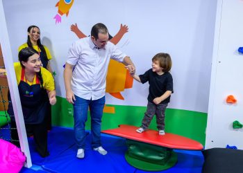 A atenção foi acompanhada de perto, nesta segunda-feira, (9/2), pelo presidente do Legislativo, deputado estadual Roberto Cidade (UB). Foto: Herick Pereira