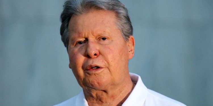 Arthur Virgílio Neto é internado às pressas no Rio após desorientação