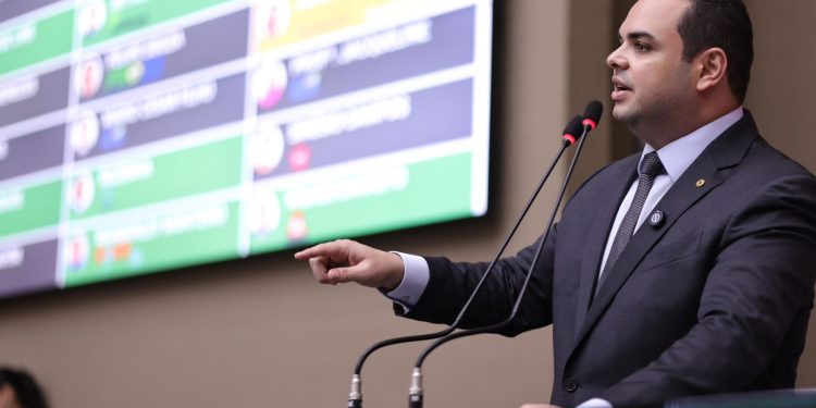 A medida visa alertar a população sobre os perigos dessas espécies em ambientes domésticos, escolares e coletivos. Foto: Herick Pereira