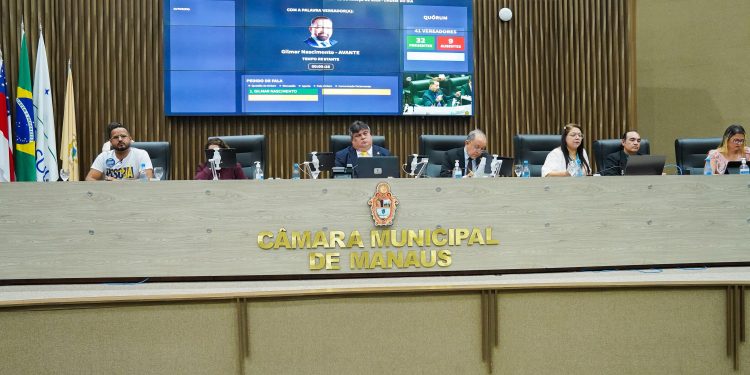 Proposta do Executivo reconhece atuação dos profissionais. Foto: Eder França e Cleuton Silva/Dicom