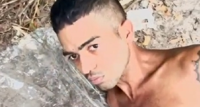 Ele e um comparsa tentaram roubar uma motocicleta estacionada em frente a uma residência. Foto: Reprodução