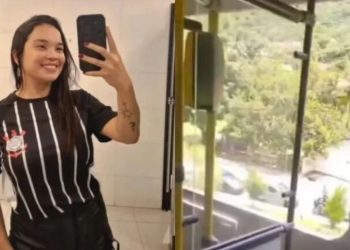 Vídeo mostra momento em que jovem é lançada de ônibus após vidro da janela se soltar; ela m0rr3u