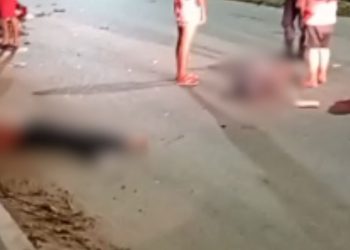 Carreta atinge moto, pai morre e filho de 4 anos é levado ao hospital na AM-010