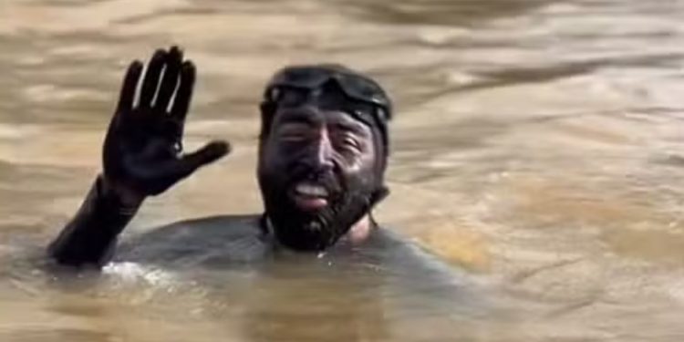 Triatleta nada mais de 4 mil km pelos rios da Amazônia e chega a Coari