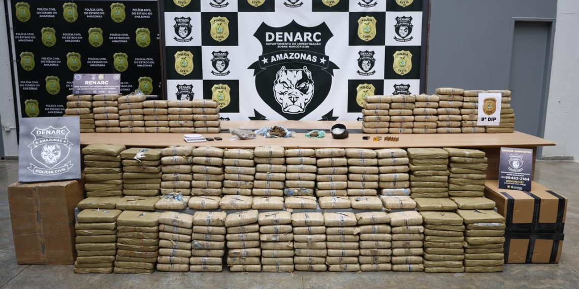 Casal armazenava e distribuía entorpecentes nas Zonas Leste e Norte de Manaus. Foto: Erlon Rodrigues /PC-AM