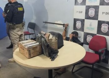 Homem é preso com 24 kg de dr0gas escondidos em carga de peixe na Ceasa