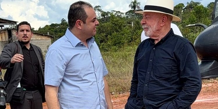 Roberto Cidade acompanha agenda presidencial nesta terça-feira, incluindo visita à BR-319. Foto: Divulgação/Secom
