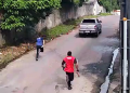 Os criminosos anunciaram o assalto e tentaram levar motocicletas da concessionária. Foto: Reprodução