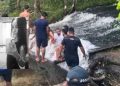 Vídeo: Jovem de 18 anos escorrega em pedras e m0rr3 af0gada em cachoeira