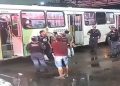 O coletivo trafegava em direção ao Terminal de Integração 3, no bairro Cidade Nova, Zona Norte. Foto: Reprodução