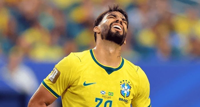 O meia do Flamengo se contundiu no primeiro tempo da vitória por 2 a 1 sobre o Japão. Foto: Reprodução/Internet