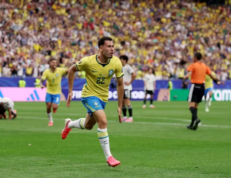 E o gol da vitória veio com Gabriel Martinelli, no segundo tempo. Foto: Reprodução/Internet