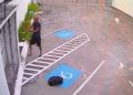 Vídeo: Homem invade nova loja e furta toda a fiação elétrica antes da inauguração em Manaus