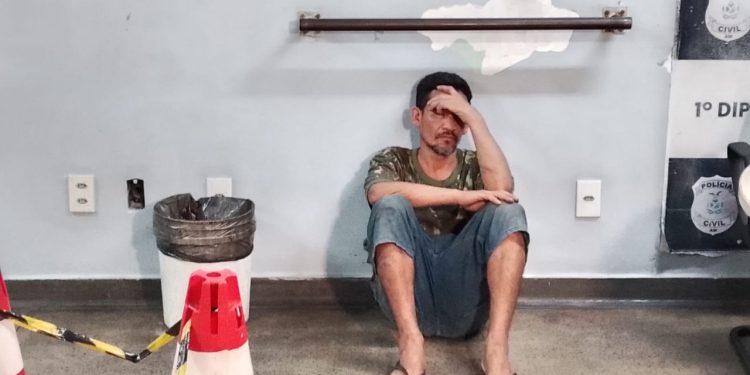 Foragido apontado como 'coveiro' de f4cçã0 é preso em área de mata em Manaus