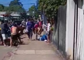 Após descer rua, motociclista perde controle e bate contra muro em Maués