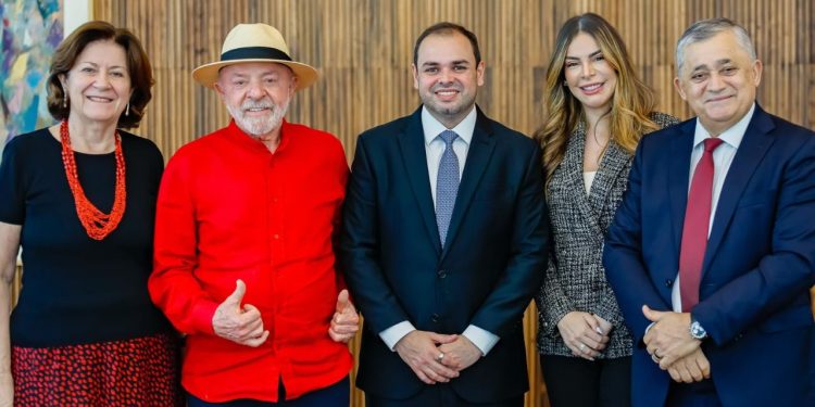 Roberto Cidade se reúne com Lula e busca apoio federal para enfrentar estiagem que pode impactar 300 mil famílias no Amazonas