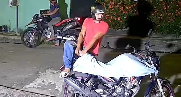 Vídeo: Suspeitos de furt0s em série de acessórios de moto são filmados em ação em Manaus