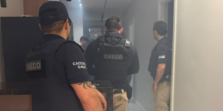 MPAM e PF desarticulam no Amazonas organização que usava aviões e pistas clandestinas para o tráfic0
