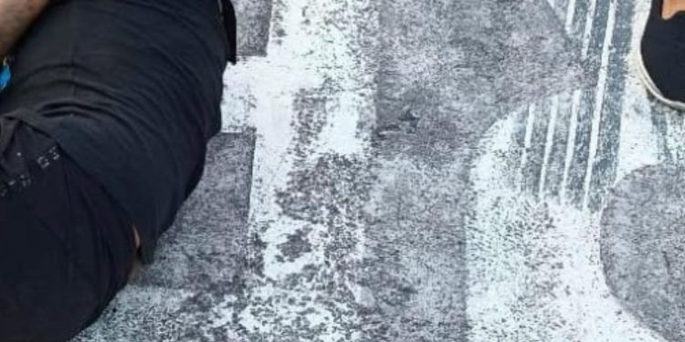 Vídeo: Homem tem braços e pernas quebr4dos supostamente por seguranças em Manaus