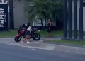 Vídeo: Em Manaus, mulher ‘amassa’ na p0rr@da o marido e a amante na saída do motel