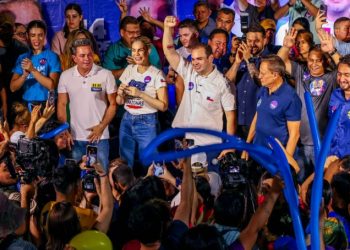 Em Manaus, Roberto Cidade mobiliza mais de 6 mil apoiadores em reuniões sobre educação, segurança e inclusão