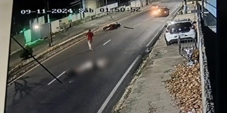 Vídeo mostra carro ‘chutad0’ atr0pelando casal e fug1ndo em via de Manaus; veja