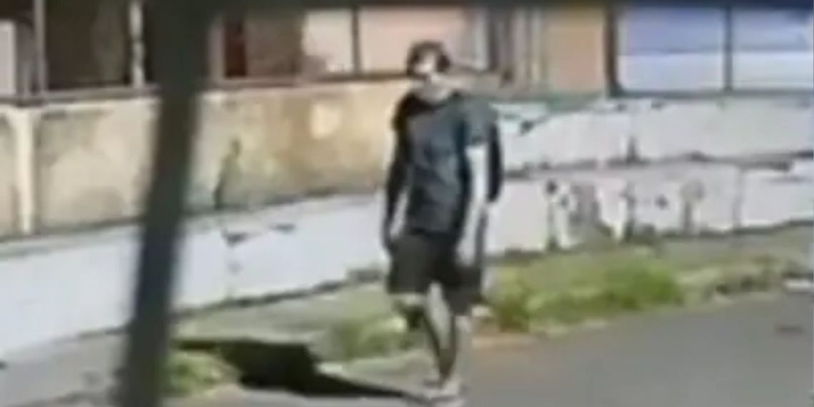 Vídeo: Homem invade igreja durante a noite e furta dez microfones, equipamentos de som, cabos e ferro de passar em Itacoatiara