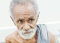 Idoso recebe alta após ser atropelado, mas permanece sozinho no HPS João Lúcio à espera de familiares