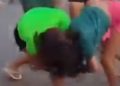 Pancadaria política: apoiadores de grupos rivais partem para a agressão no meio da rua; vídeo
