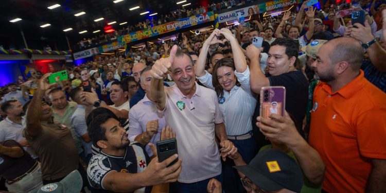 Omar Aziz recebe o apoio do senador reeleito Plínio Valério, que destaca experiência e capacidade