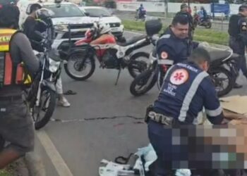 Vídeo: Samu confirma m0rte de motoqueiro atingido por caminhão hoje de manhã na Torquato Tapajós
